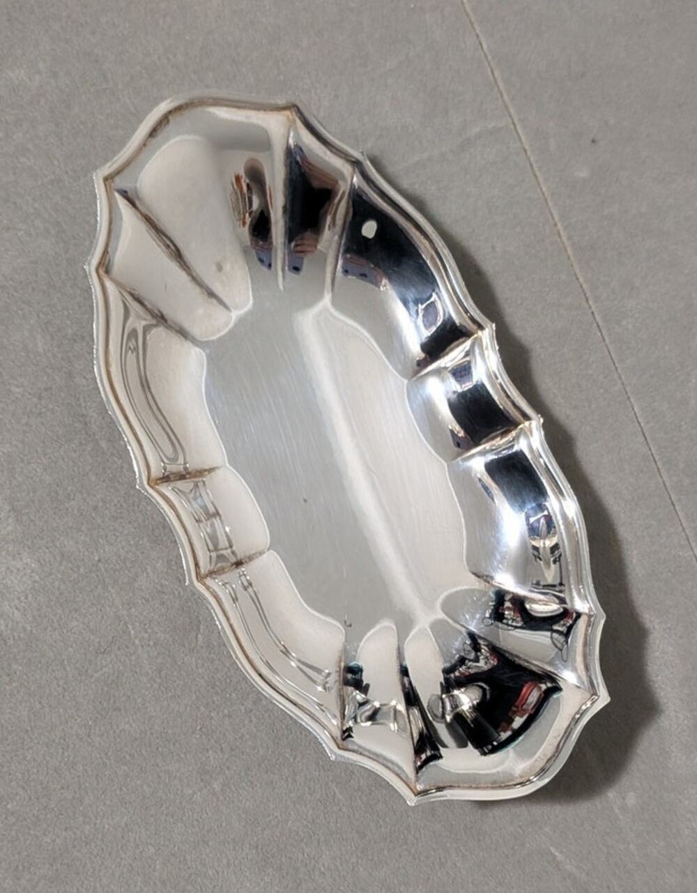 Vintage Wm Rogers & Son Silverplate Chippendale Oval Trinket Tray Dish